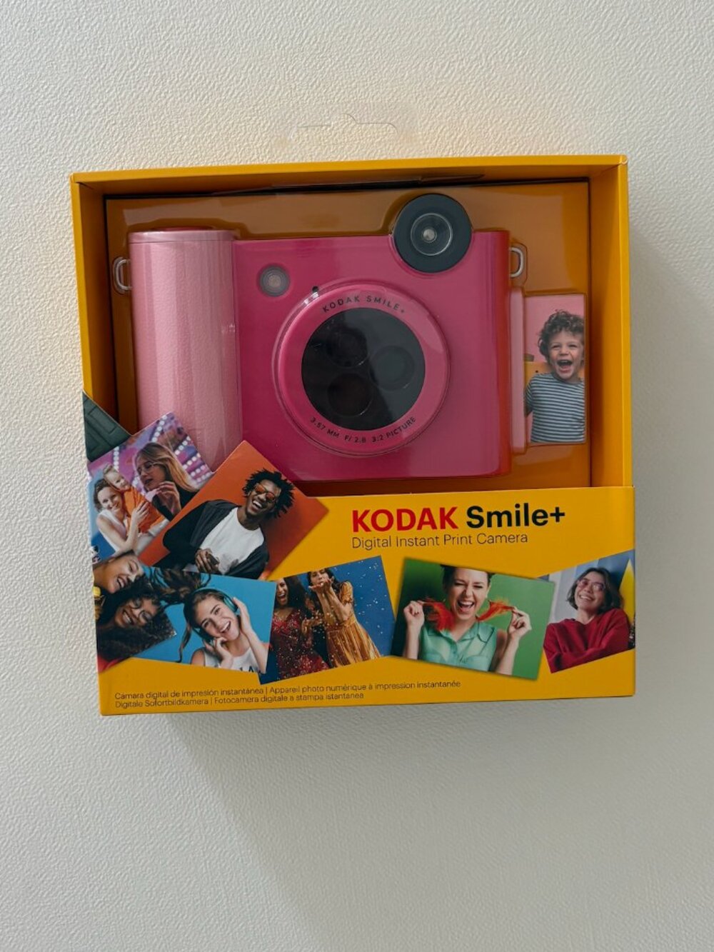 NEW KODAK Smile+ Pink Digital Instant Print Camera